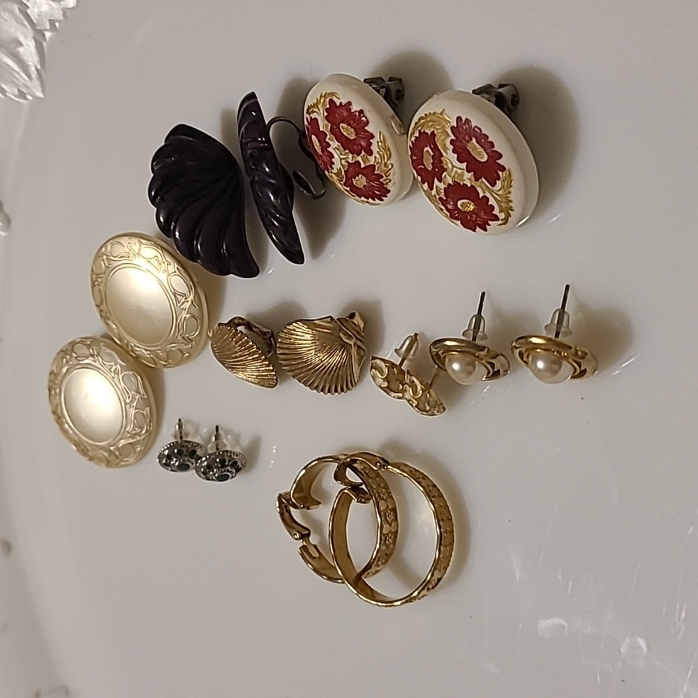 Set of 8 Clip on, and Pierced Earrings - Picture 2 of 14